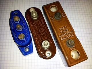 Porcelain Lightning Arresters